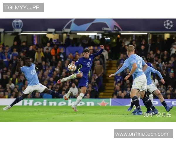 多特蒙德友谊赛狂胜切尔西五球绝杀引发全场欢呼