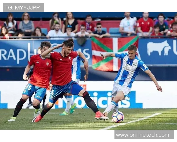 欧冠大战曼联大胜马竞红牌争议引发全场热议与焦点分析