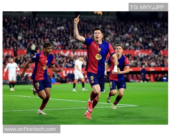 欧联杯精彩对决尤文图斯逆转巴萨上演五球大战引爆全场激情