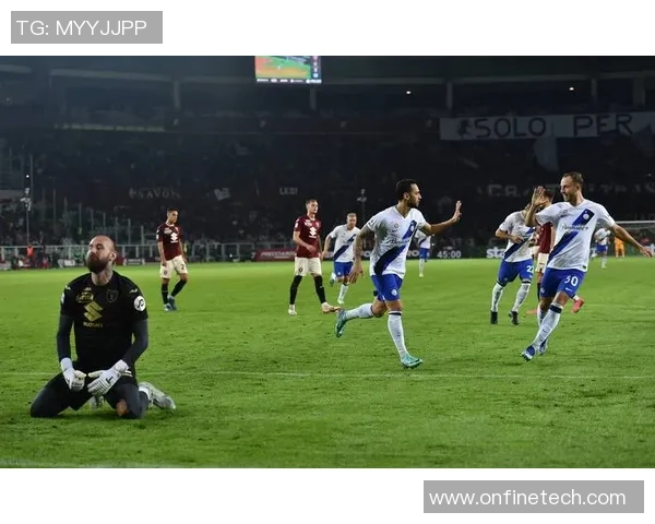 足总杯激战里昂与国米互交白卷乌龙球瞬间点燃全场气氛