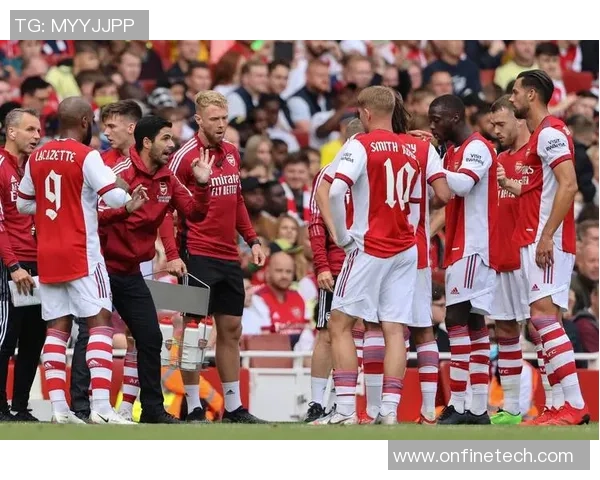 足总杯精彩对决AC米兰绝杀阿森纳全场沸腾瞬间集锦回顾